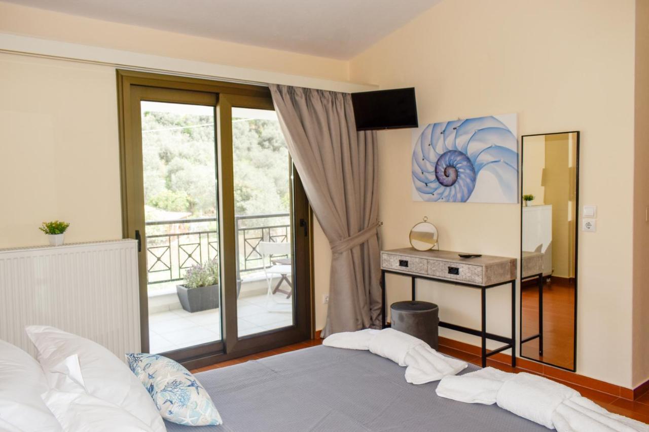 Апартаменты Zoe'S Flat Megali Ammos Скиатос Экстерьер фото